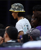 Celebrity Photo: Rihanna
1673x2037 163 kb
Viewed 4 times
@BestEyeCandy.com