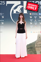 Celebrity Photo: Alison Brie
2730x4096 2.2 mb
Viewed 1 time
@BestEyeCandy.com