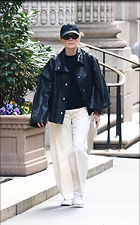 Celebrity Photo: Julianne Moore
13 Photos
Photoset #736781
@BestEyeCandy.com
