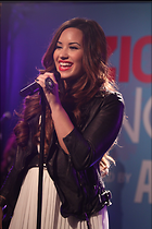 Celebrity Photo: Demi Lovato
3168x4752   462 kb
Viewed 3 times
@BestEyeCandy.com