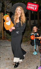 Celebrity Photo: Amber Heard
1602x2670 2.3 mb
Viewed 0 times
@BestEyeCandy.com