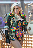 Celebrity Photo: Kesha Sebert
2405x3489 1,065 kb
Viewed 2 times
@BestEyeCandy.com