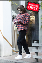 Kendall Jenner at Aldreds Coffee in West Hollywood 03-09-2020
2133x3200 4.3 mb
Viewed 1 time
@BestEyeCandy.com