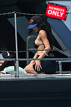 Celebrity Photo: Kylie Jenner
2200x3300 1.7 mb
Viewed 1 time
@BestEyeCandy.com
