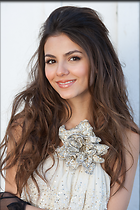 Celebrity Photo: Victoria Justice
733x1100 622 kb
Viewed 4 times
@BestEyeCandy.com