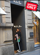 Celebrity Photo: Eva Longoria
2200x3041   2.3 mb
Viewed 0 times
@BestEyeCandy.com