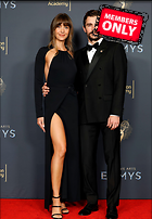 Celebrity Photo: Alison Brie
2833x4096 3.5 mb
Viewed 0 times
@BestEyeCandy.com