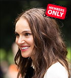 Celebrity Photo: Natalie Portman
1862x2048 1.5 mb
Viewed 2 times
@BestEyeCandy.com