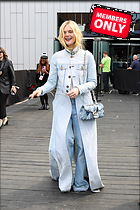 Celebrity Photo: Elle Fanning
1798x2697 2.6 mb
Viewed 0 times
@BestEyeCandy.com