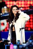 Celebrity Photo: Selena Gomez
1202x1800 309 kb
Viewed 4 times
@BestEyeCandy.com