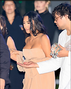 Celebrity Photo: Kimberly Kardashian
1499x1874 1.2 mb
Viewed 9 times
@BestEyeCandy.com