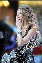 Celebrity Photo: Taylor Swift
2549x3830 841 kb
Viewed 3 times
@BestEyeCandy.com
