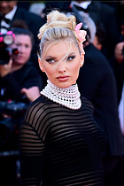 Celebrity Photo: Elsa Hosk
667x1000 80 kb
Viewed 4 times
@BestEyeCandy.com