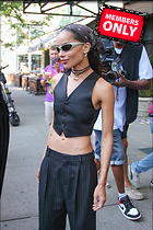 Celebrity Photo: Zoe Kravitz
2000x3000 2.5 mb
Viewed 0 times
@BestEyeCandy.com