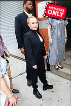 Celebrity Photo: Hayden Panettiere
2333x3500 2.8 mb
Viewed 0 times
@BestEyeCandy.com
