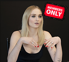 Celebrity Photo: Sophie Turner
4617x4130 1.6 mb
Viewed 2 times
@BestEyeCandy.com