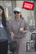 Celebrity Photo: Sarah Michelle Gellar
2200x3300 2.0 mb
Viewed 0 times
@BestEyeCandy.com