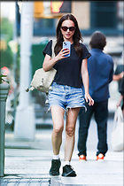 Celebrity Photo: Natalie Portman
1280x1920 283 kb
Viewed 7 times
@BestEyeCandy.com