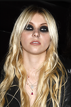 Celebrity Photo: Taylor Momsen
1800x2700 1,063 kb
Viewed 3 times
@BestEyeCandy.com