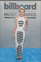 Celebrity Photo: Miley Cyrus
2100x3150 621 kb
Viewed 1 time
@BestEyeCandy.com