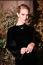 Celebrity Photo: Rosie Huntington-Whiteley
1280x1919 340 kb
Viewed 7 times
@BestEyeCandy.com