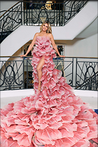 Celebrity Photo: Heidi Klum
1200x1799 327 kb
Viewed 11 times
@BestEyeCandy.com