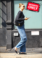 Celebrity Photo: Gigi Hadid
2499x3500 2.8 mb
Viewed 0 times
@BestEyeCandy.com
