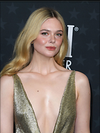 Celebrity Photo: Elle Fanning
1530x2048 1.2 mb
Viewed 9 times
@BestEyeCandy.com