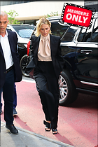 Celebrity Photo: Charlize Theron
1814x2722 1.9 mb
Viewed 2 times
@BestEyeCandy.com