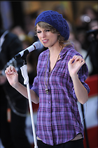 Celebrity Photo: Taylor Swift
2395x3600 895 kb
Viewed 3 times
@BestEyeCandy.com