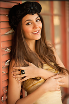 Celebrity Photo: Victoria Justice
733x1100 596 kb
Viewed 4 times
@BestEyeCandy.com