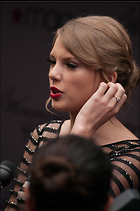 Celebrity Photo: Taylor Swift
1023x1540   981 kb
Viewed 8 times
@BestEyeCandy.com