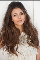 Celebrity Photo: Victoria Justice
733x1100 675 kb
Viewed 4 times
@BestEyeCandy.com