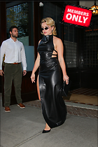 Celebrity Photo: Florence Pugh
2000x3000 2.3 mb
Viewed 0 times
@BestEyeCandy.com