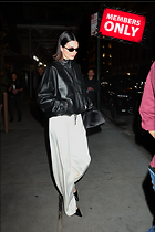 Celebrity Photo: Kendall Jenner
2242x3363 2.0 mb
Viewed 0 times
@BestEyeCandy.com