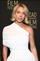 Celebrity Photo: Sydney Sweeney
22 Photos
Photoset #725905
@BestEyeCandy.com