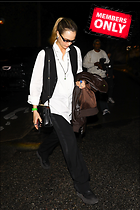 Celebrity Photo: Cara Delevingne
1633x2449 1.6 mb
Viewed 0 times
@BestEyeCandy.com