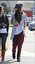 Celebrity Photo: Selena Gomez
2131x3808 1.2 mb
Viewed 3 times
@BestEyeCandy.com