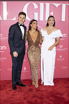 Celebrity Photo: Eva Longoria
1200x1800 300 kb
Viewed 8 times
@BestEyeCandy.com