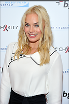 Celebrity Photo: Margot Robbie
8 Photos
Photoset #698039
@BestEyeCandy.com