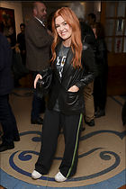 Celebrity Photo: Isla Fisher
1280x1920 248 kb
Viewed 8 times
@BestEyeCandy.com