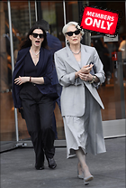 Celebrity Photo: Anne Hathaway
2361x3500 1.6 mb
Viewed 2 times
@BestEyeCandy.com