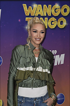 Celebrity Photo: Gwen Stefani
1280x1920 333 kb
Viewed 3 times
@BestEyeCandy.com