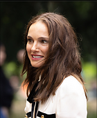 Celebrity Photo: Natalie Portman
1675x2048 1.1 mb
Viewed 14 times
@BestEyeCandy.com