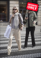 Celebrity Photo: Kate Moss
2286x3200 1.8 mb
Viewed 0 times
@BestEyeCandy.com