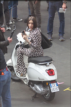 Lily Collins filming a Scene Outside Fendi Store for Emily in Paris in Rome 05-08-2025
1200x1803 276 kb
Viewed 9 times
@BestEyeCandy.com