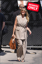 Celebrity Photo: Heidi Klum
2333x3499 2.5 mb
Viewed 1 time
@BestEyeCandy.com