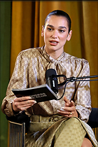 Celebrity Photo: Dua Lipa
1200x1800 328 kb
Viewed 6 times
@BestEyeCandy.com