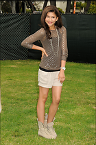 Celebrity Photo: Zendaya Coleman
2000x3000 1.1 mb
Viewed 6 times
@BestEyeCandy.com