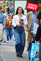 Celebrity Photo: Katy Perry
1885x2827 1.7 mb
Viewed 0 times
@BestEyeCandy.com